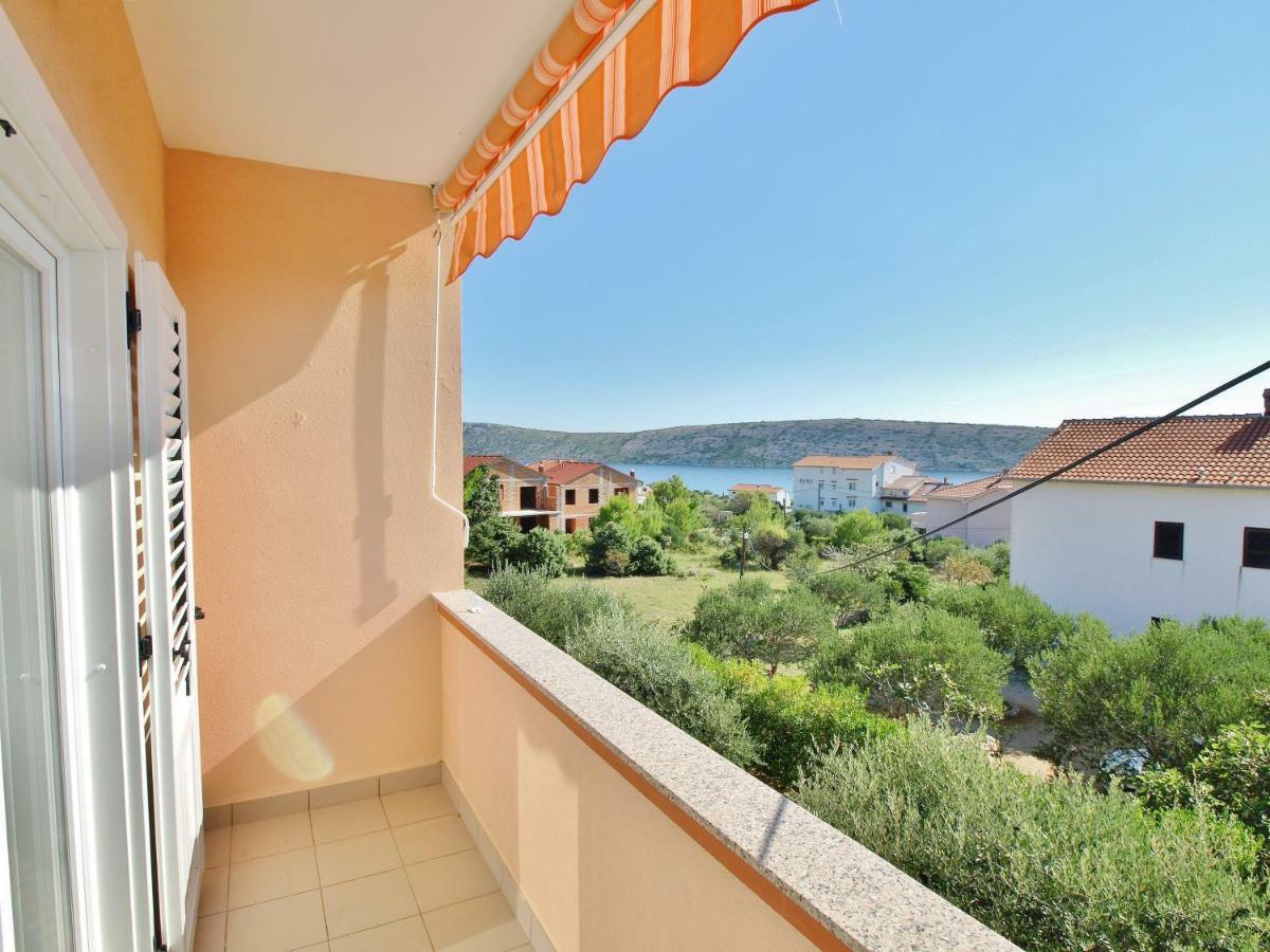 Apartments Ljubica Barbat na Rabu Екстериор снимка