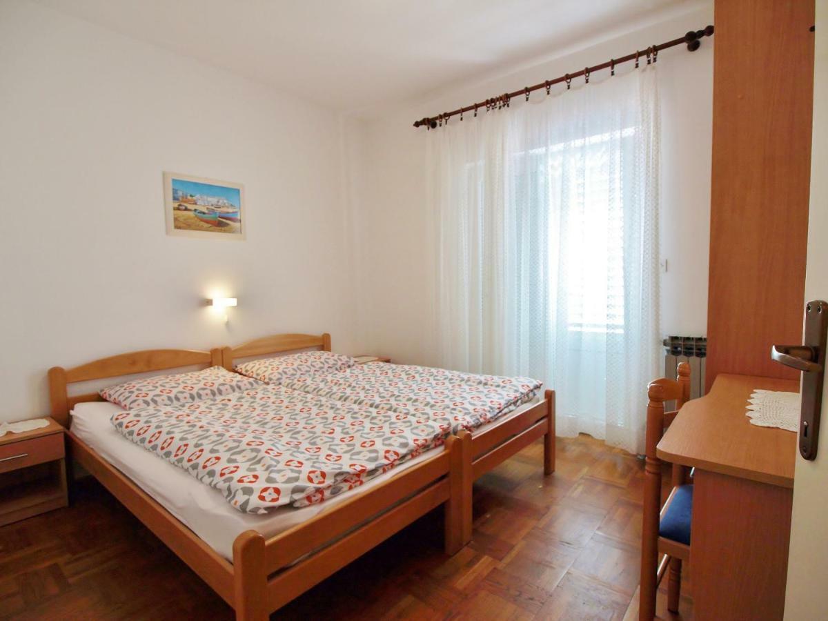 Apartments Ljubica Barbat na Rabu Екстериор снимка